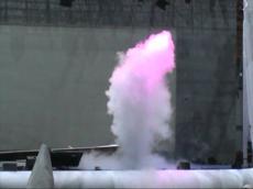 Nebelfontäne auf einer Bühne